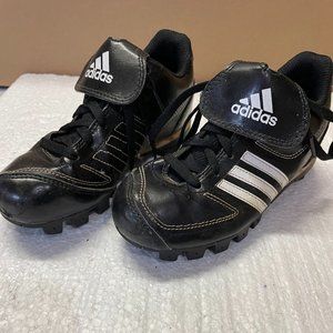 Adidas Boys Soccer Cleats / Size 12 / Color: Black